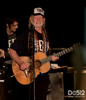 Willie Nelson, Beto Rally, Leon Bridges, Joe Ely, Tameca Jones, Carrie Rodriguez, Auditorium Shores, Austin, TX 9-29-18